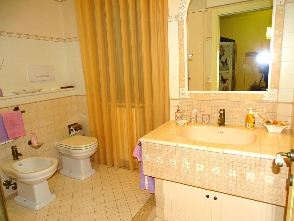 Villa Gioia Rooms Montegranaro Chambre photo