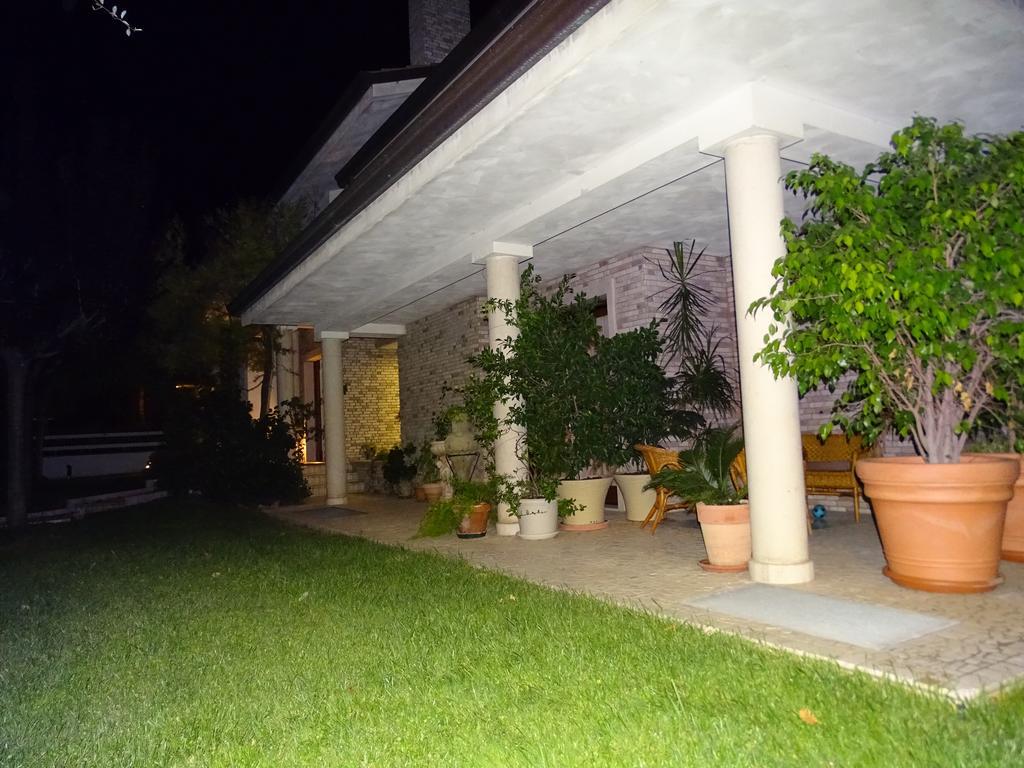 Villa Gioia Rooms Montegranaro Extérieur photo
