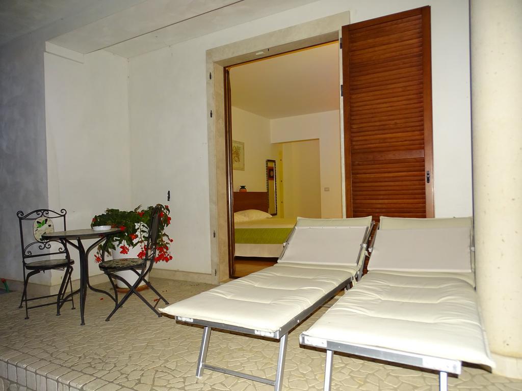 Villa Gioia Rooms Montegranaro Extérieur photo